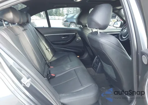 2018 BMW 330I xDrive z USA, uszkodzony, nr VIN WBA8D9C58JA614936